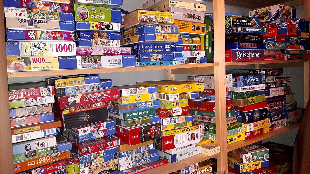 Puzzle a spoločenské hry 1 - 2 €.