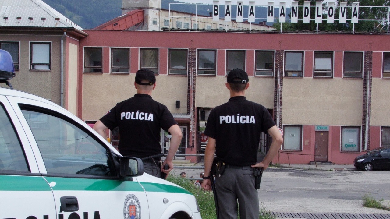 Z banského nešťastia v Handlovej z roku 2009 polícia tento týždeň obvinila troch ľudí.
