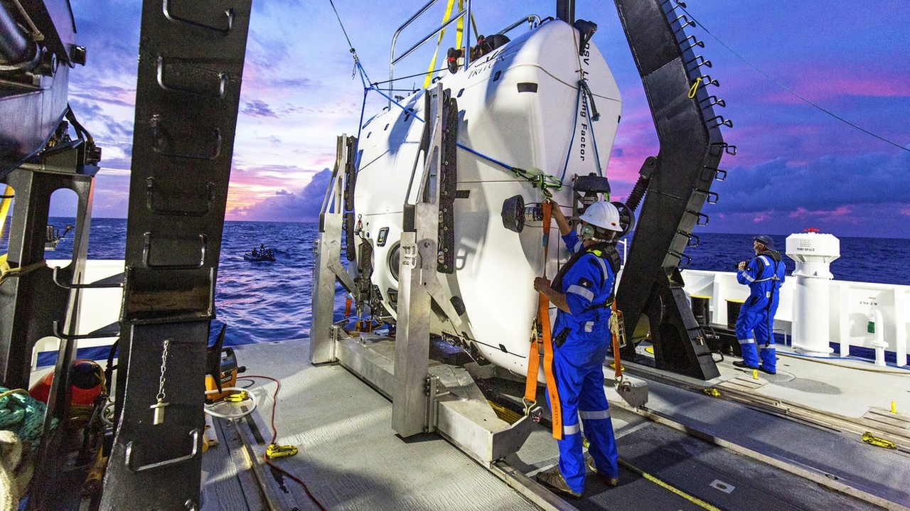 Ponorku dlhú 4 metre postavila spoločnosť Triton Submarines.