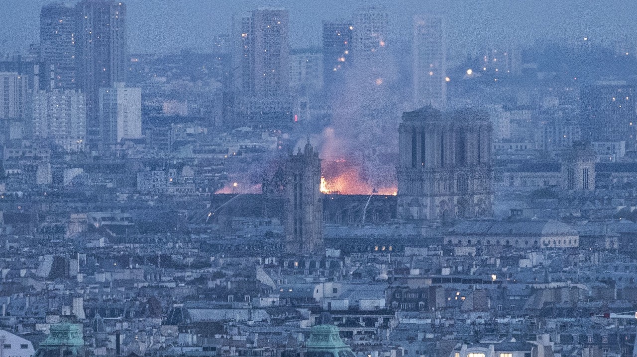 Požiar katedrály Notre Dame.