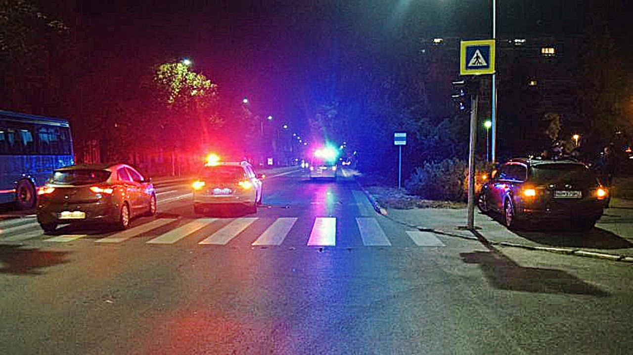 K nehode došlo v Nitre, keď sa mladá žena vracala domov z roboty a zo školy.