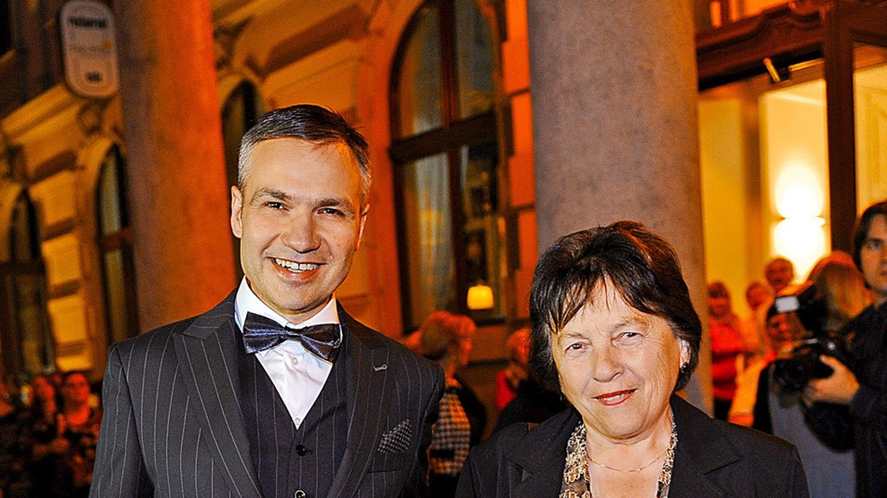 Speváčkina mama Svatava.
