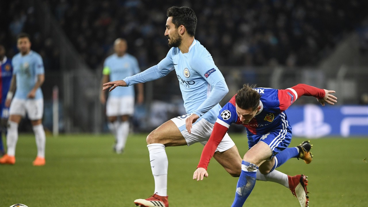 Manchester City nedal Bazileji žiadnu šancu. 