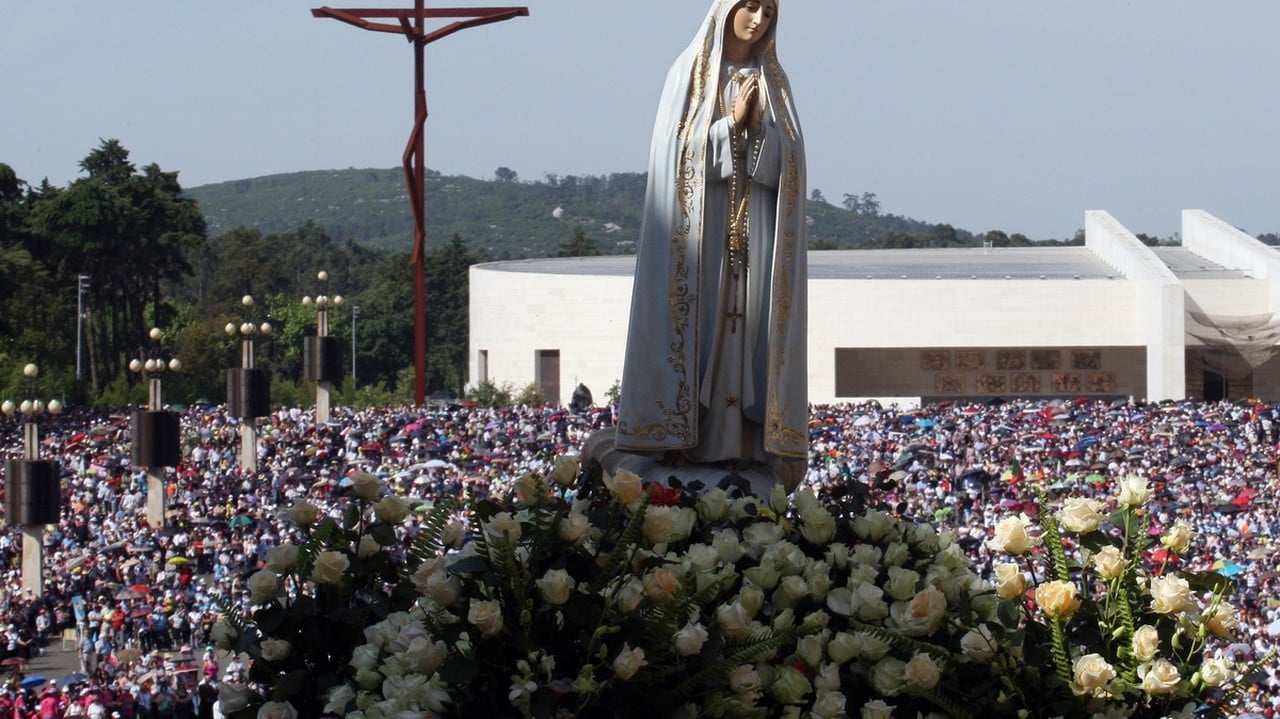 The mysterious apparition of Our Lady in Fatima: The third secret still scares people!
