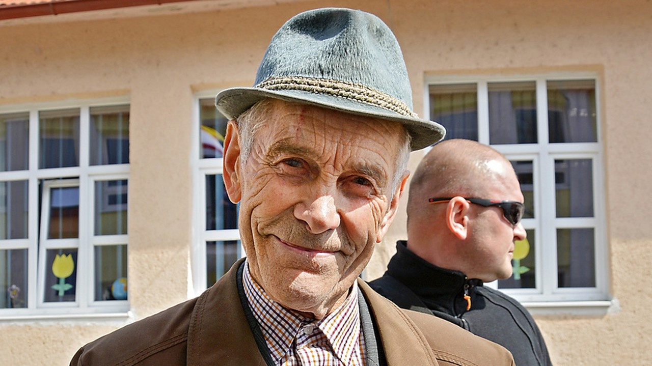 Anton Bendík (84), Hrušov