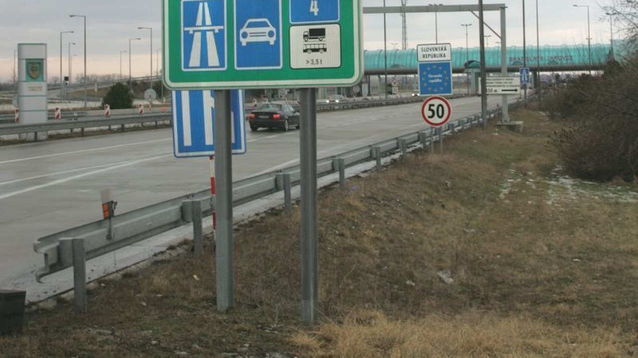 Za nekvalitu si priplatíme: Čo hovoríte na zdraženie diaľničných známok?