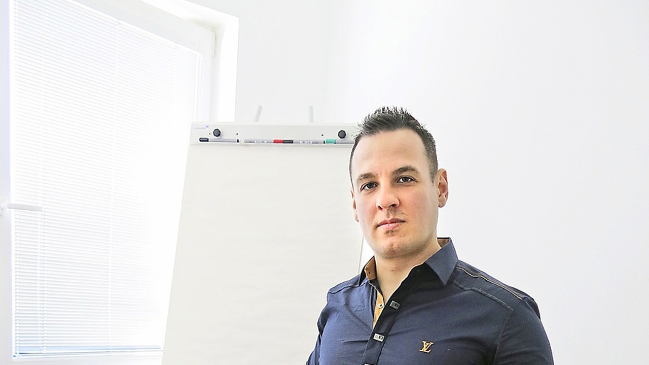 Pavol Kaleja (29) rozbehol úspešné projekčné štúdio. Špeciálne okuliare Oculus umožnia dostať sa do virtuálnej reality.