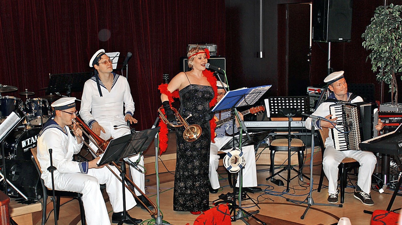 The Susie Haas Band: Kapelu si založila Zuzana. Spieva v nej a hrá na altofón.