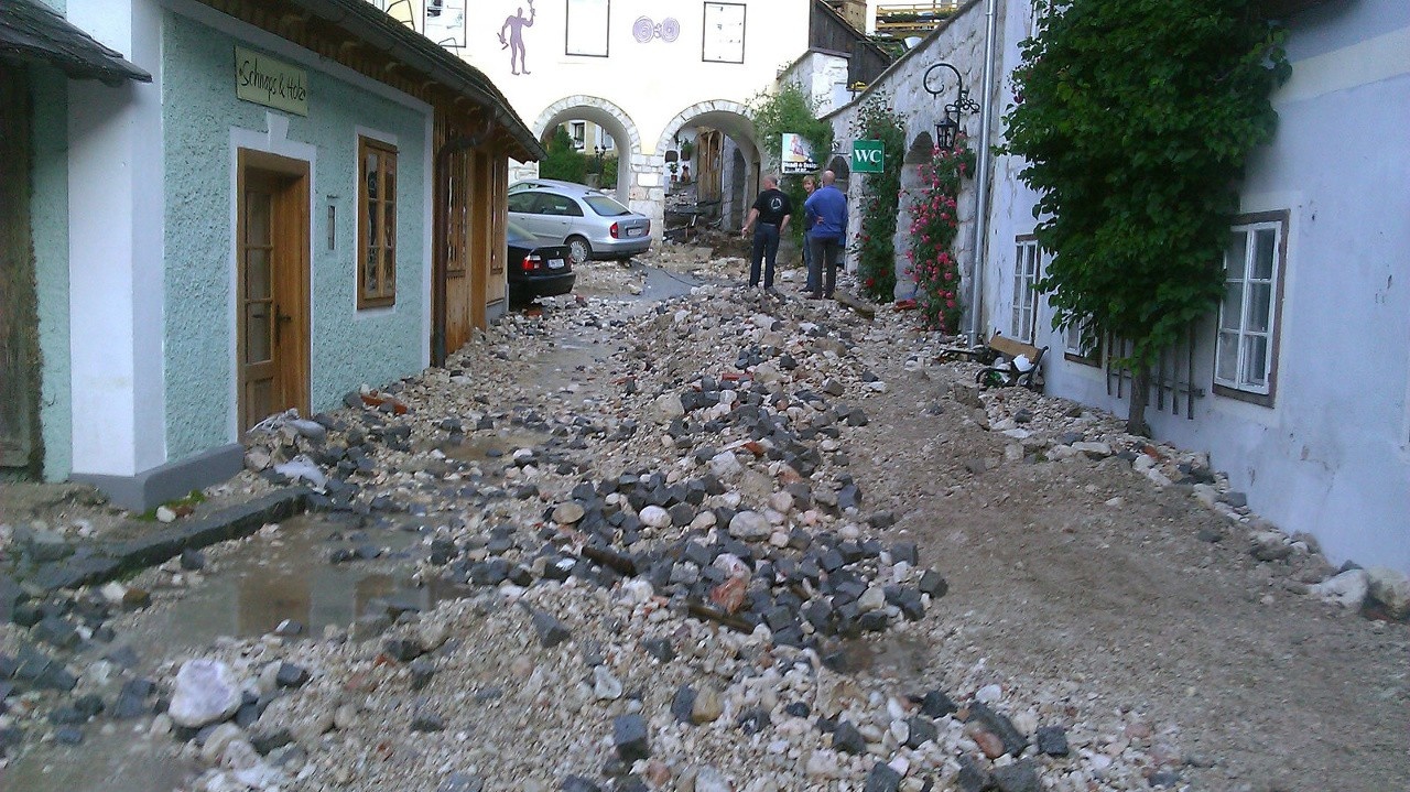 V mestečku narobila voda a blato veľké škody.
