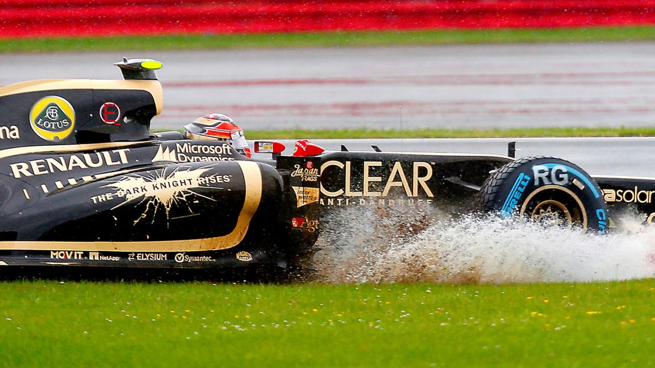 Grosjean sa po nehode na VC Monaca posunie na štarte v Kanade o desať miest