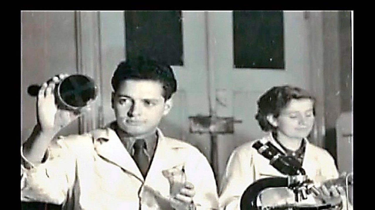 S vedeckými objavmi začínal profesor od začiatku kariéry.
