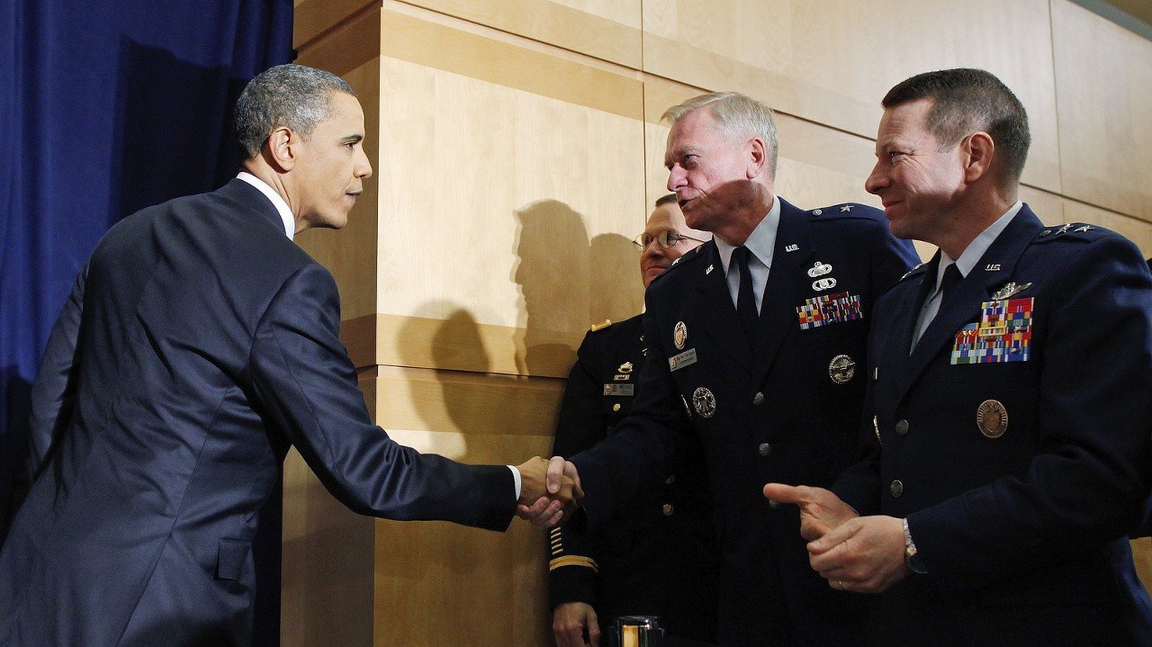 Záhadná jazva Baracka Obamu: Podstúpil operáciu mozgu?