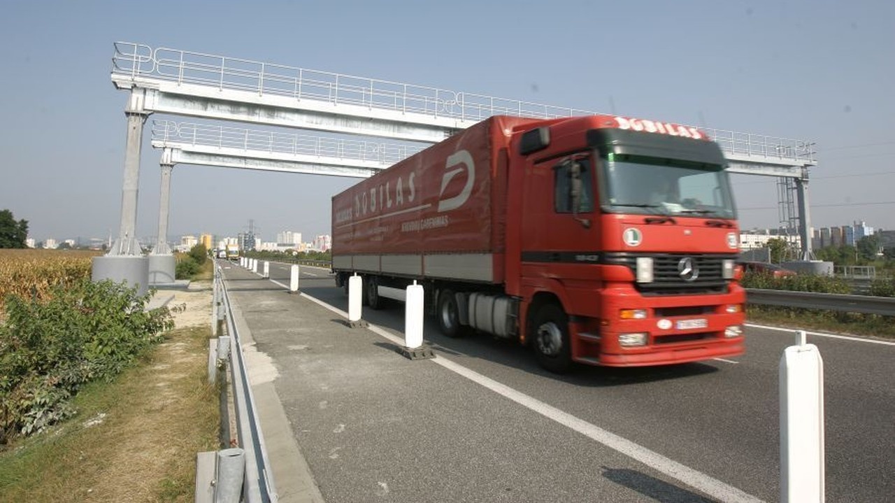 Skytoll chce okrem mýta vyberať ďalší poplatok