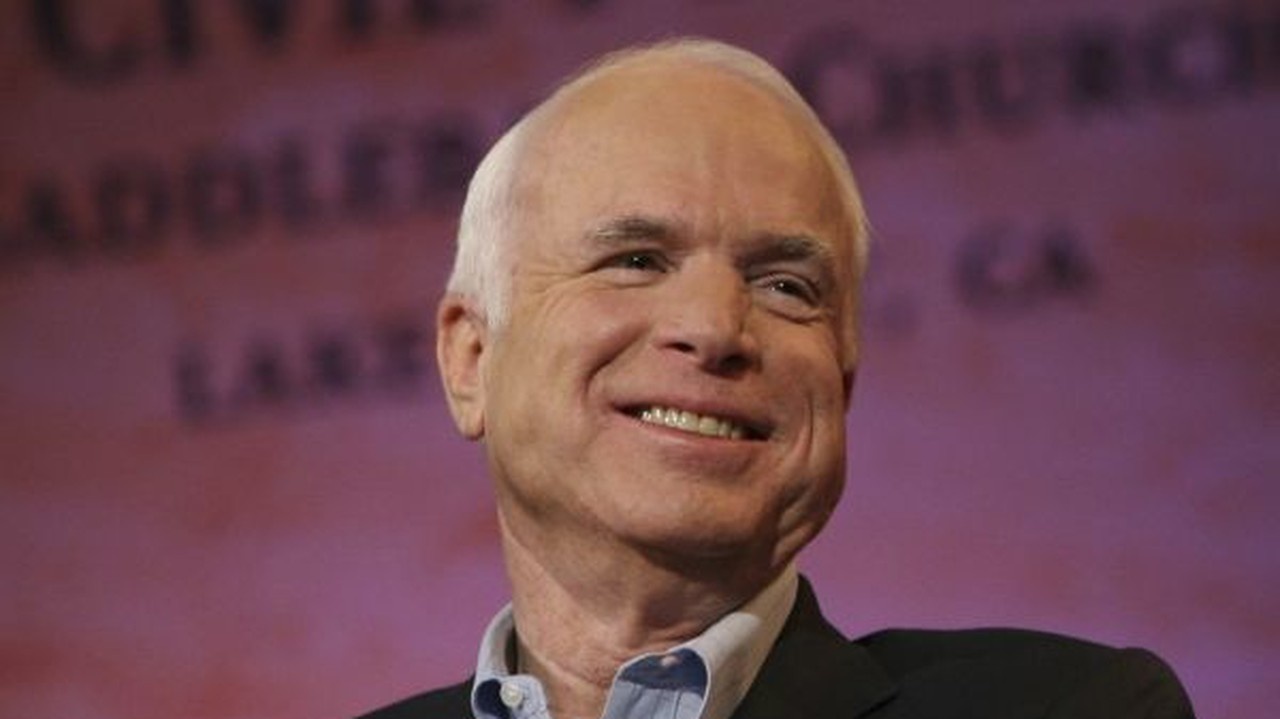 McCain prijal Obamovu výzvu: Bude debata!