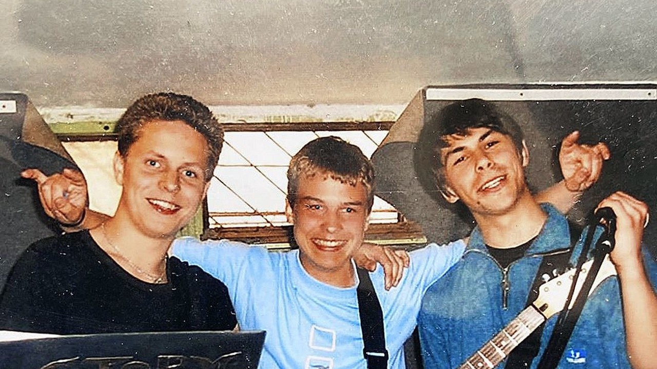 Spevák mal blízko k hudbe už v tínedžerskom veku. 