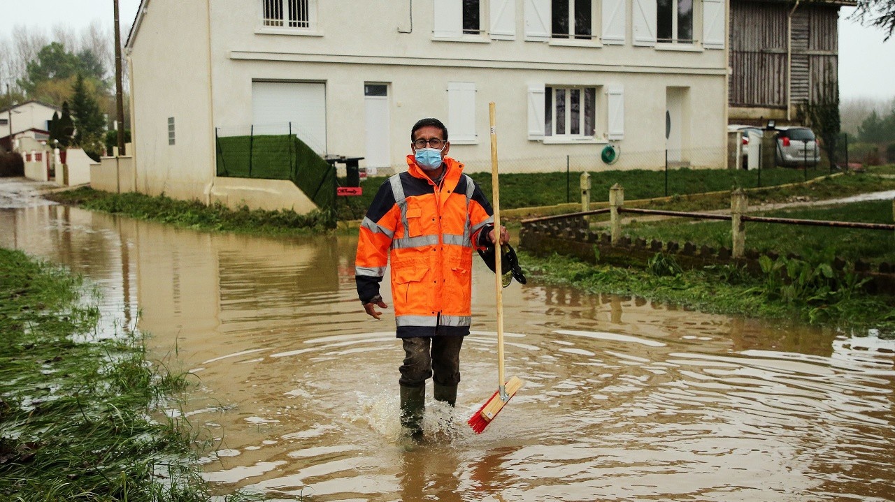 La France est en proie à des inondations massives : on s’attend à une nouvelle catastrophe ce week-end