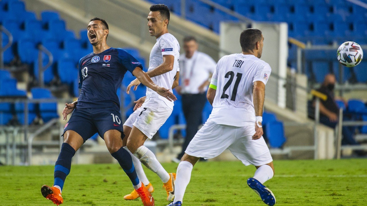 Na snímke zľava Ivan Schranz (Slovensko), Eran Zahavi a Eytan Tibi (obaja Izrael).