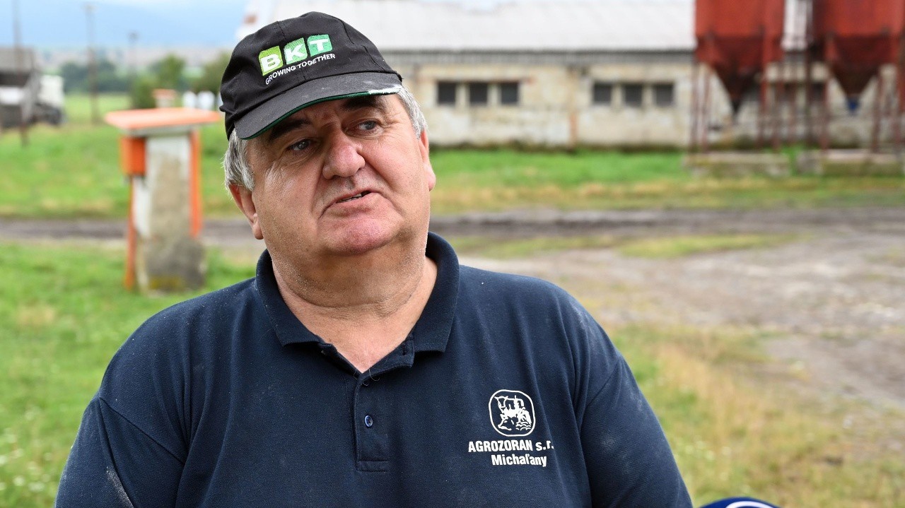 Konateľ firmy Agrozoran s.r.o. Michaľany Vojtech Zelvay