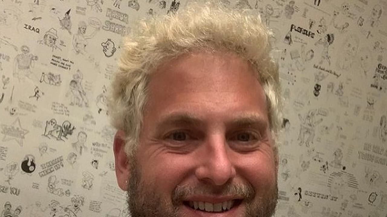 Jonah sa na sociálnej sieti Instagram pochválil svojimi novými blond vlasmi.