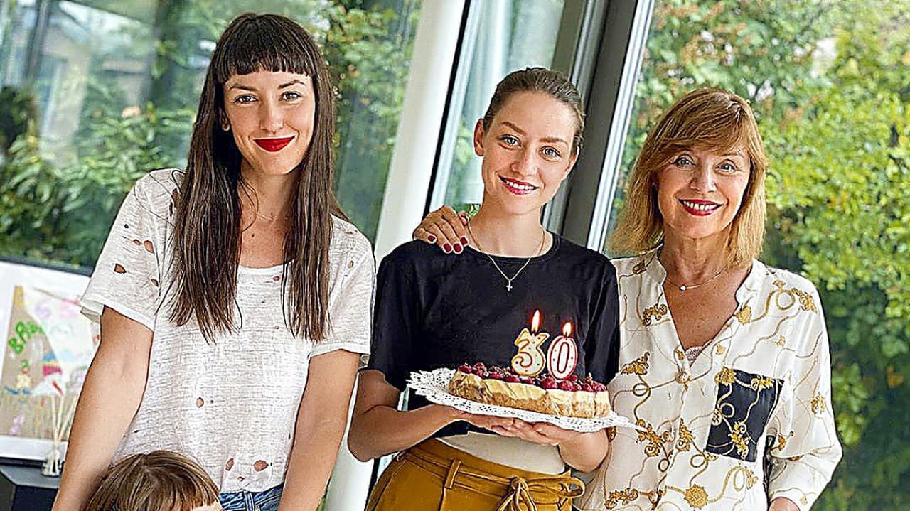 Alena sa s dcérami a vnučkami nikdy nenudí.