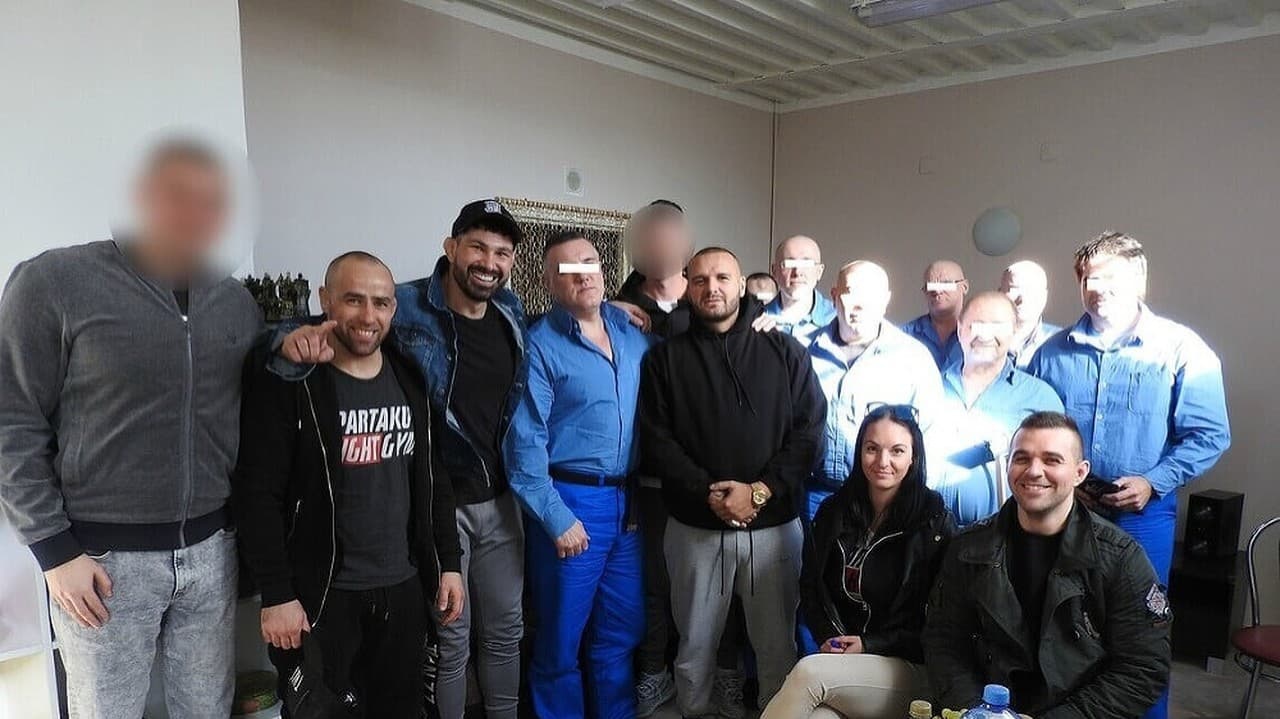 Rytmus a Attila Végh sa odfotili s najväčšími zločincami Slovenska.