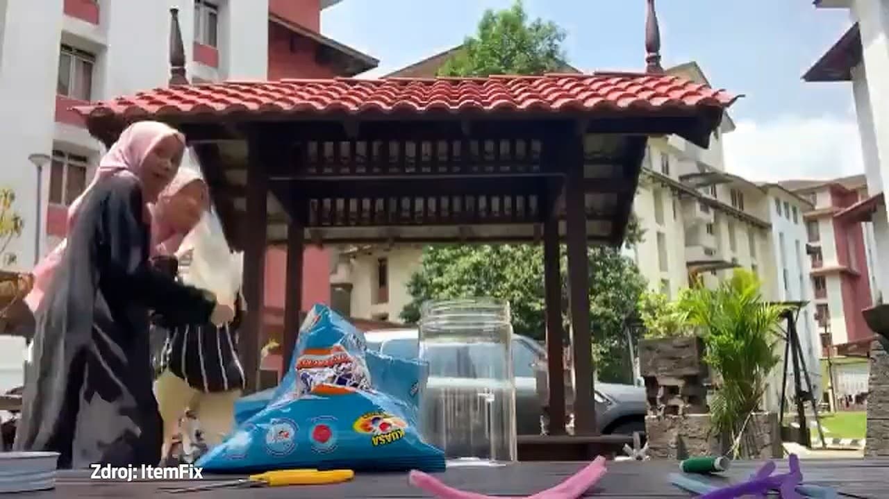 Čo sa to stalo? Tri dievčatá nakrúcali video, zrazu všetky v sekunde zmizli!