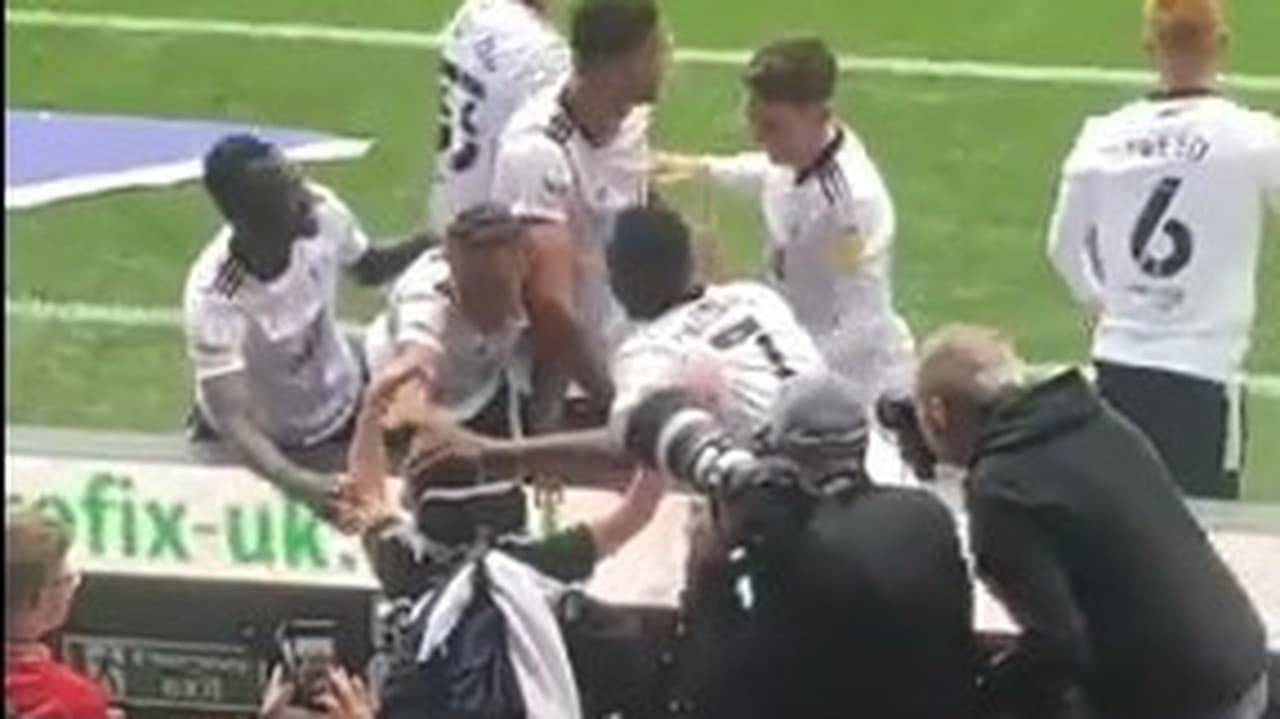 Krásne gesto chorému fanúšikovi! Futbalisti Fulhamu ukázali veľké srdce