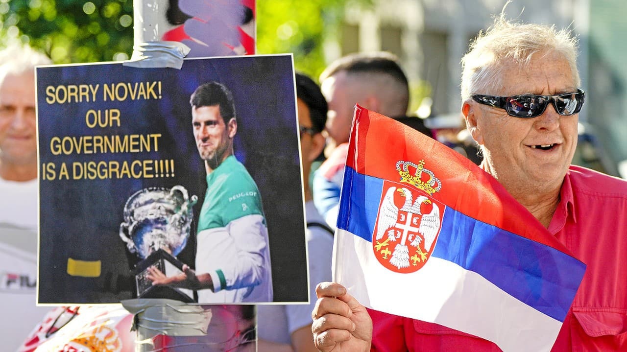Nole má v Melbourne silnú podporu srbskej enklávy.