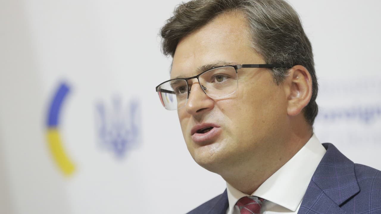 Les ministres des Affaires étrangères de l’Ukraine et de la France ont discuté de la crise : Il est important de renforcer la défense