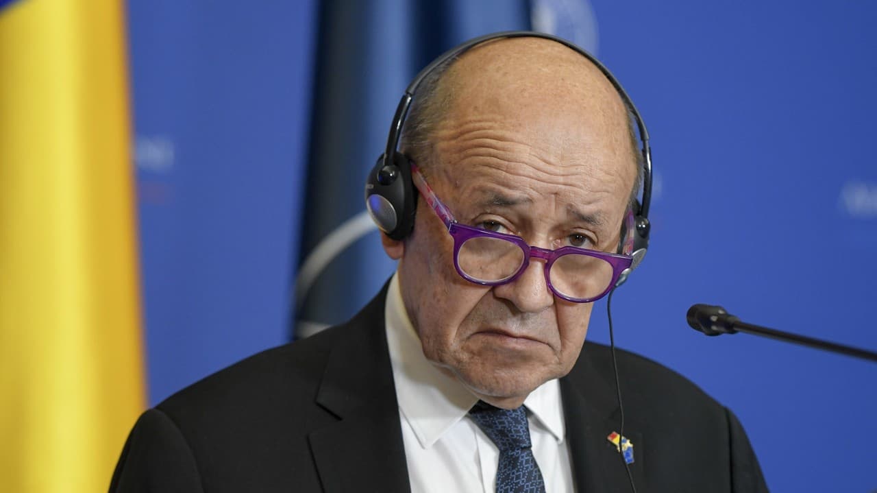 Le chef de la diplomatie française adresse à la Russie un message révélateur : les mots c’est bien, les actes c’est encore mieux