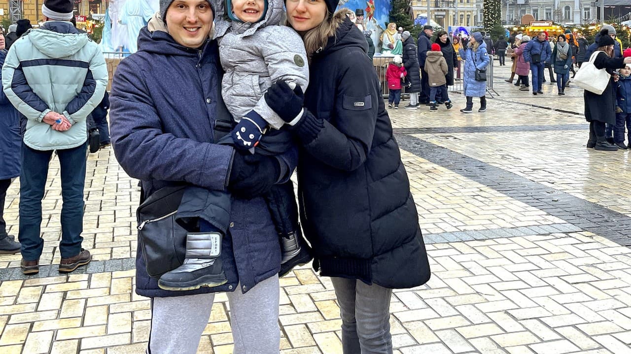 Toňa s Alexandrom a synom Kirilom v časoch, keď boli spolu šťastní v Kyjeve.
