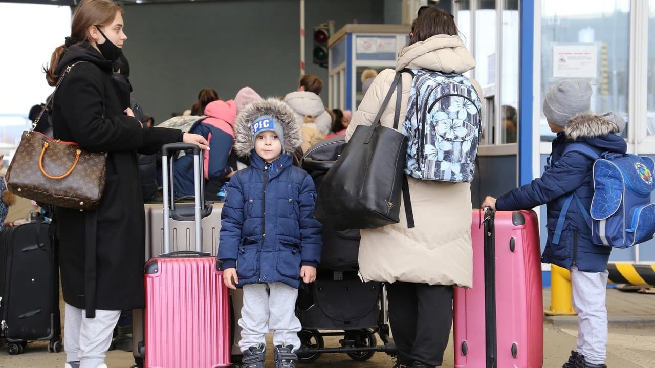 Z Ukrainy uciekło już prawie 3,5 mln osób: ilu z nich przyjechało do Polski, Rosji czy na Słowację