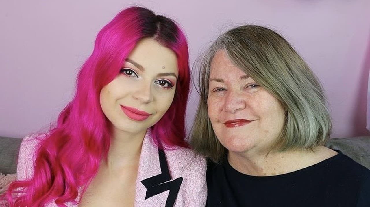 Julia Zelg (27) a Eileen De Freest (64) sú v manželskom zväzku už tri roky.