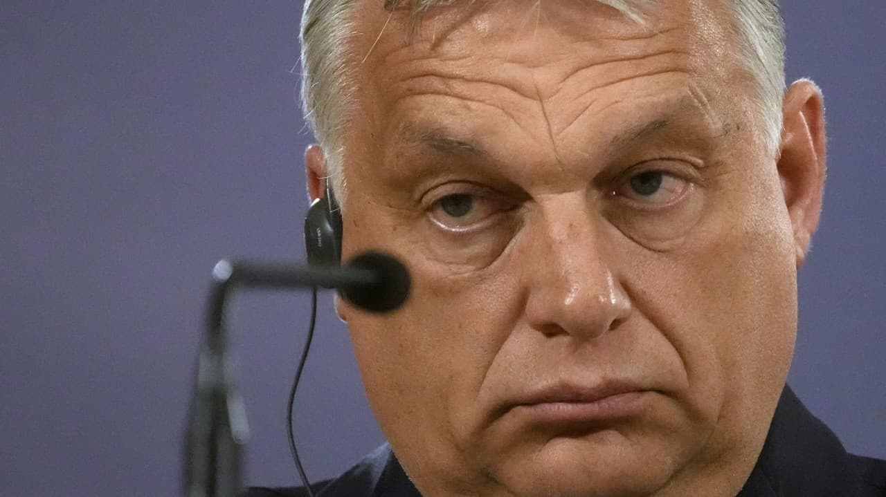 Stanowisko Węgier w sprawie zakazu importu rosyjskiej ropy nie pachnie zbytnio: Polska mówi