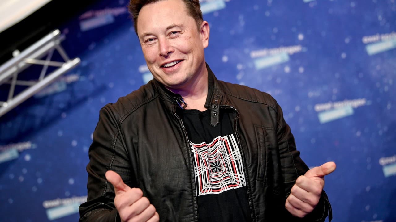 Elon Musk už nevie, čo od dobroty: Najprv rozdával výpovede a teraz... |  Nový Čas
