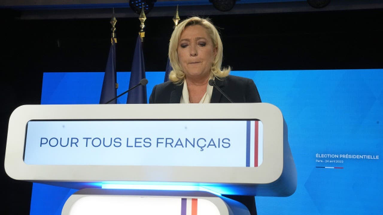Leader d’extrême droite en France Marine Le Pen sur l’élection: C’est un résultat historique