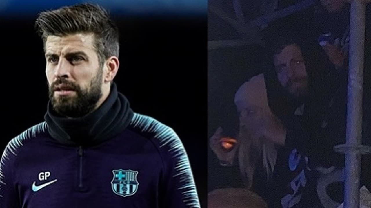 Na snímke Gerard Piqué s neznámou ženou v bare vo Švédsku.