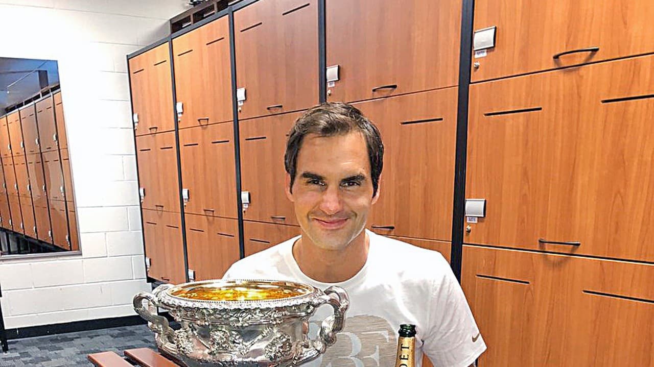 Fľaša, trofej a Roger, to bola povinná jazda pre sponzora.