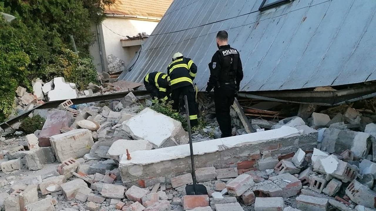 V Modranke vybuchol rodinný dom.