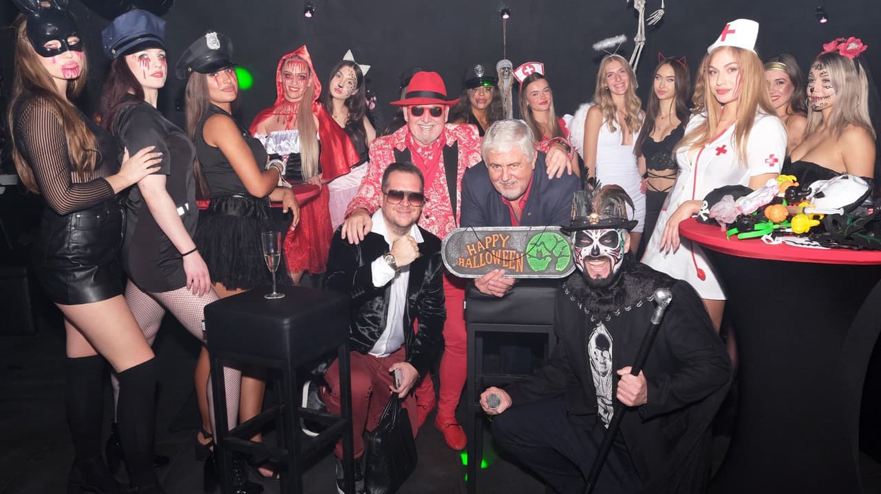 Jozef Oklamčák a Oliver Andrásy si užili spoločnú halloweensku párty.