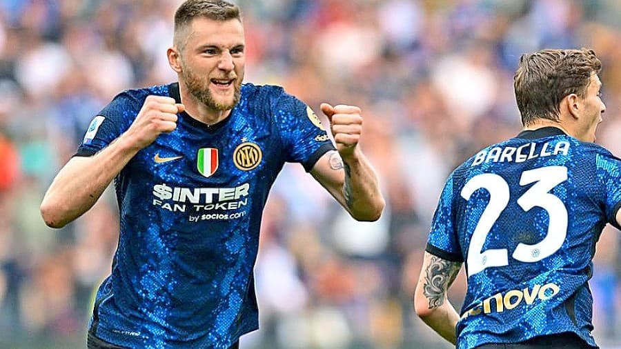 Milánčania už majú vyhliadnutú náhradu: Škriniar drží Inter v šachu!