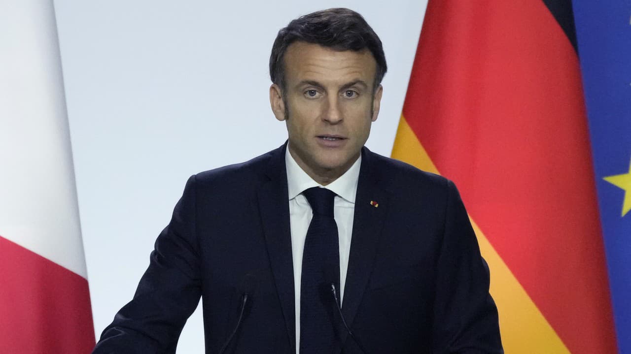 Le président français a changé au point d’être méconnaissable : il apprécie la nouvelle attitude de Zelenskyi