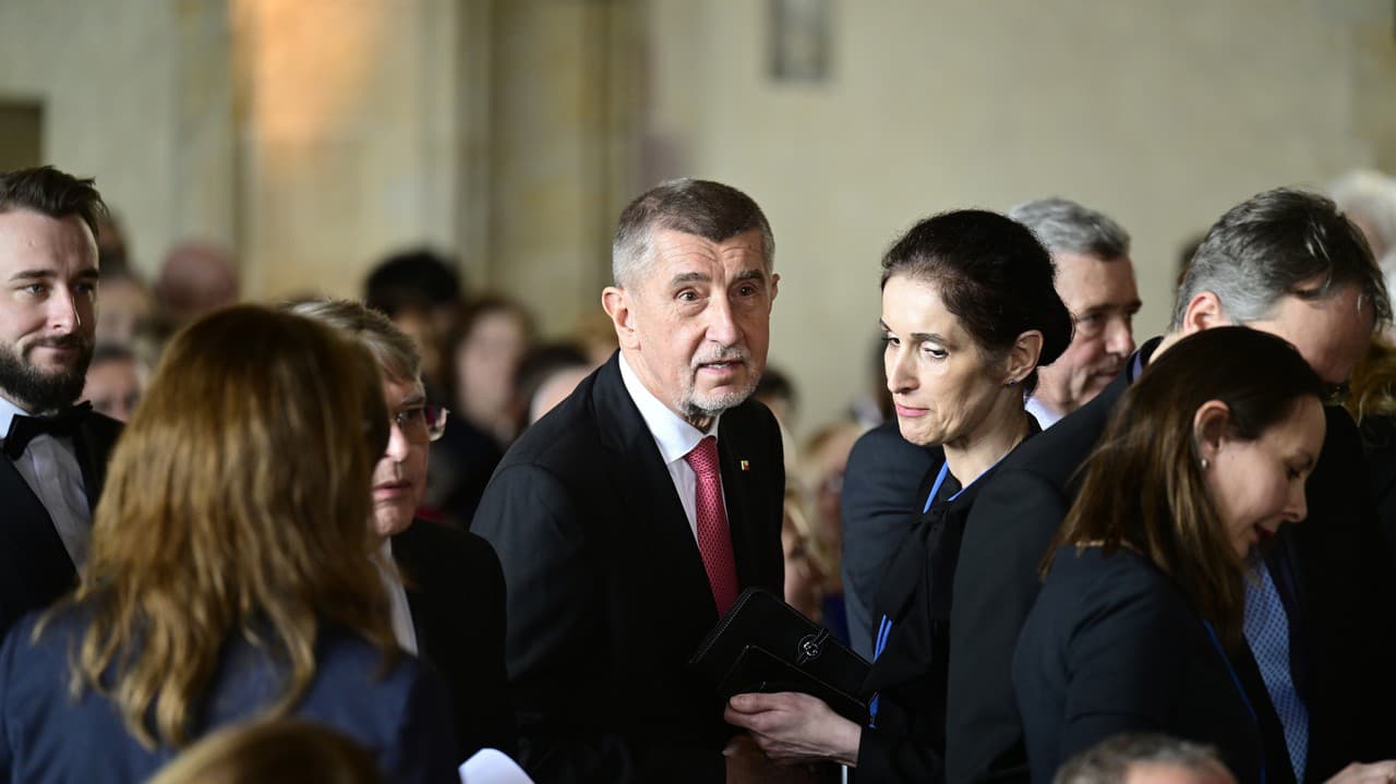 Spoločná schôdza oboch komôr českého parlamentu, na ktorej novozvolený prezident Petr Pavel zložil sľub.
