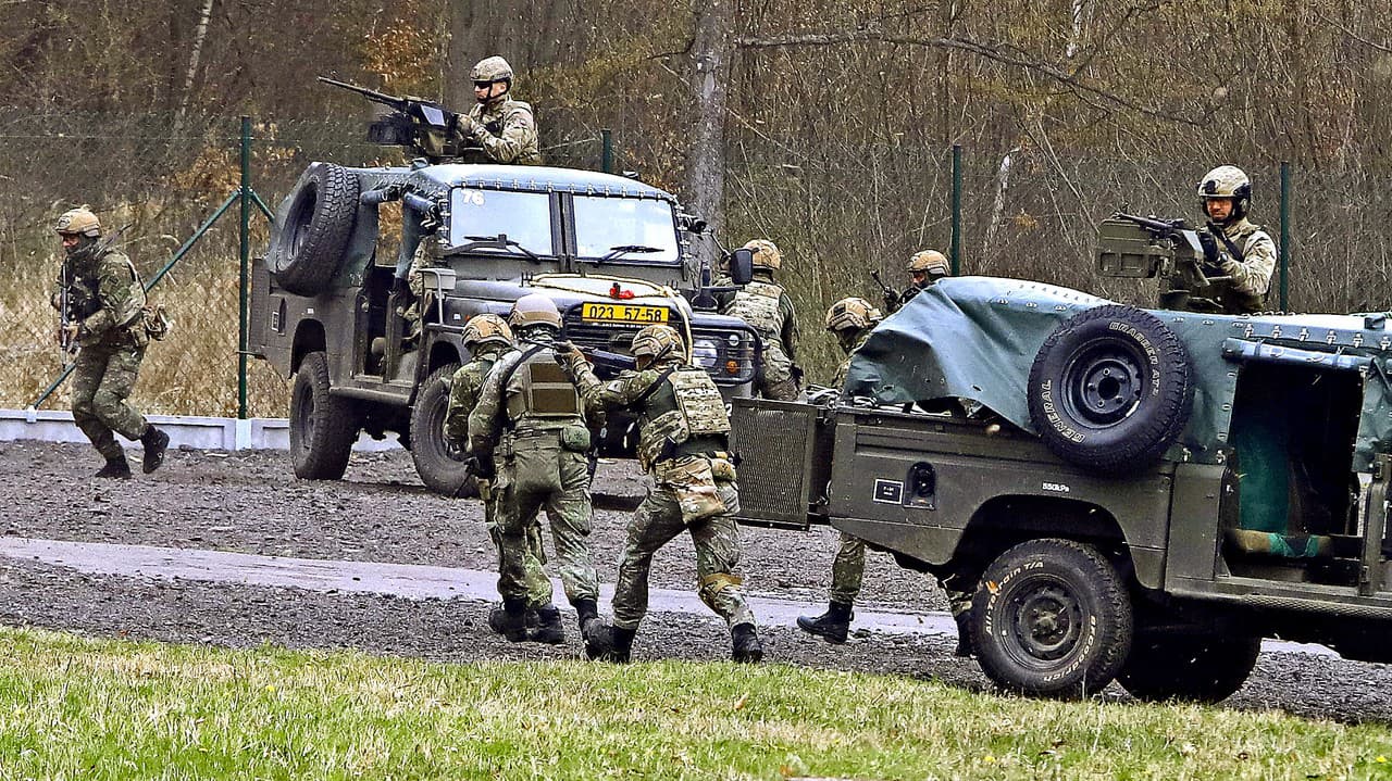 Bez previerky zisťoval utajené informácie!