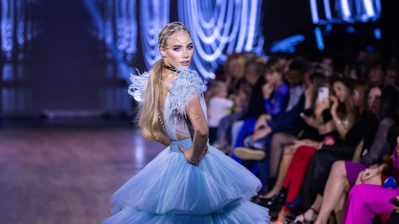 Alexandra Horňáková na móle ako skúsená modelka nechýbala.