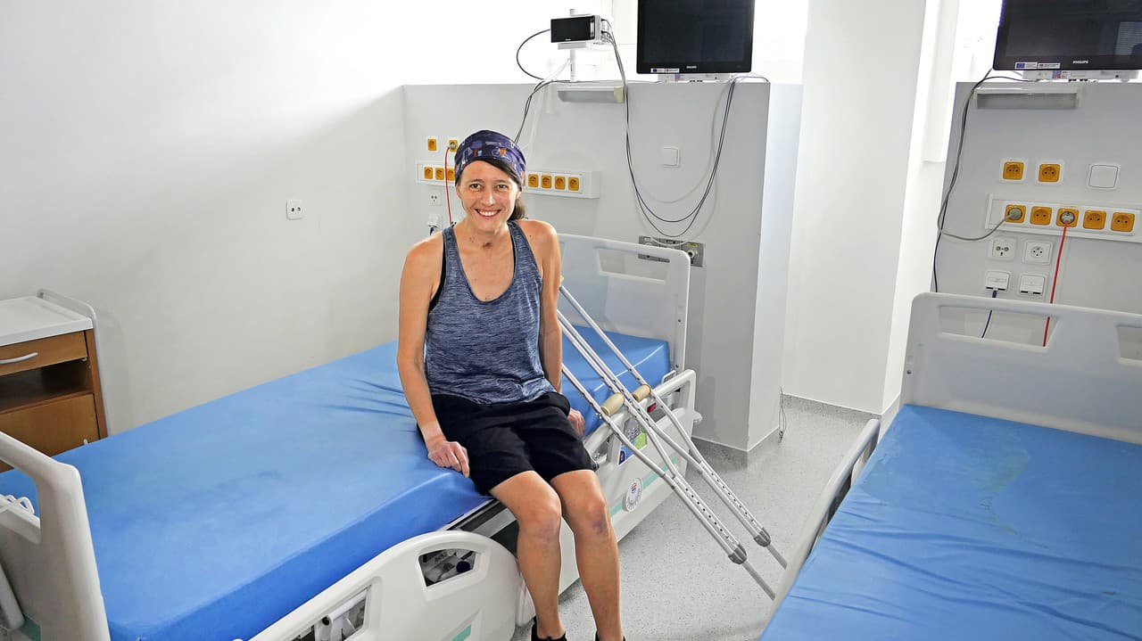 Erika v súčasnosti rehabilituje a čoskoro by mala ísť z nemocnice domov. 