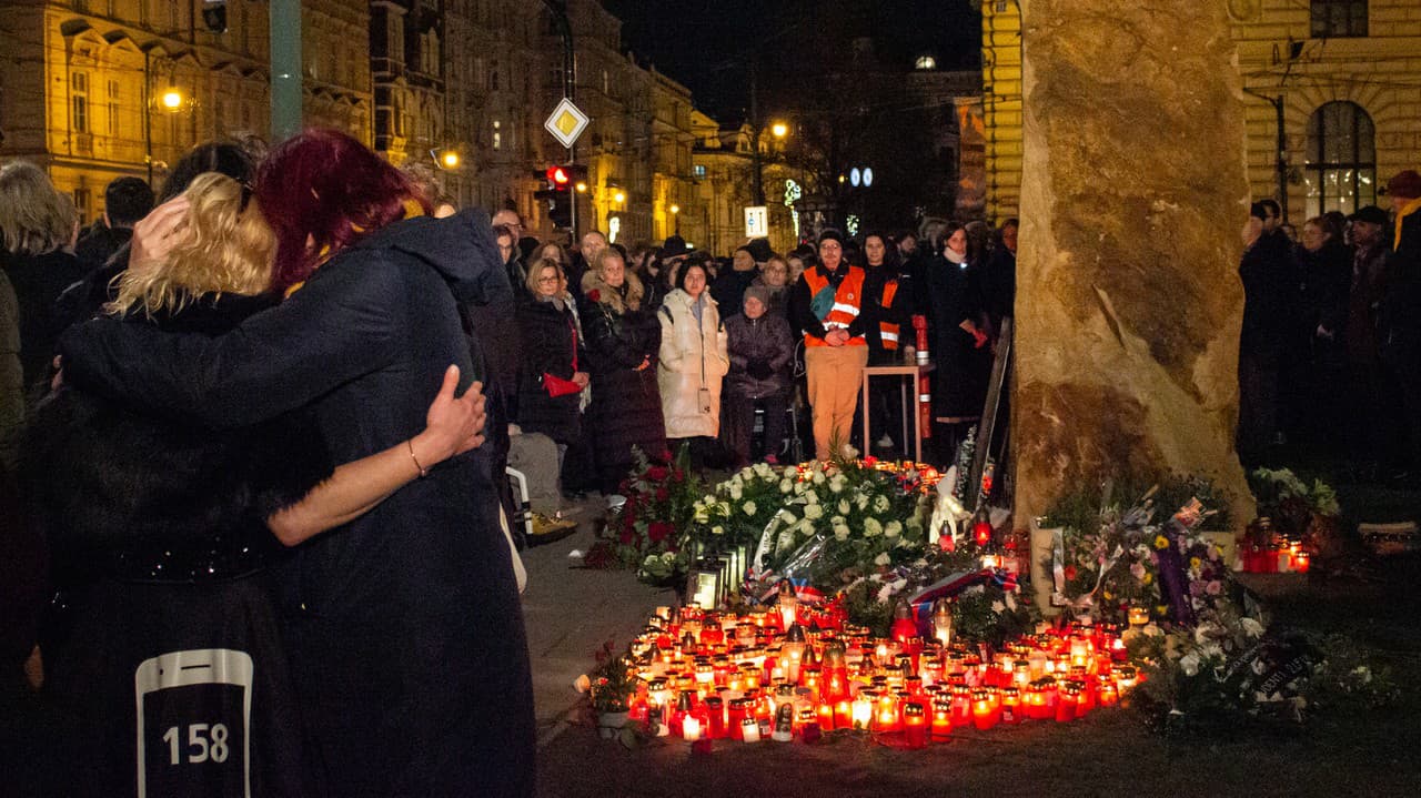 Praha si pripomína smutné výročie: Ubehol rok od tragédie, ktorá otriasla celou Európou