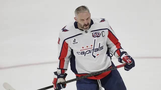 Prepíšte DEJINY hokeja! Ovečkin pokoril Gretzkého a stal sa najlepším strelcom histórie NHL