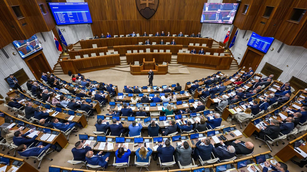 ODŠKODNÉ za straty spôsobené protipandemickými opatreniami? NR SR zvažuje nový návrh
