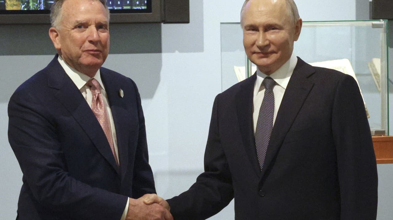 Putin rokoval s Trumpovým vyslancom: Rozprávali sa vyše štyri hodiny